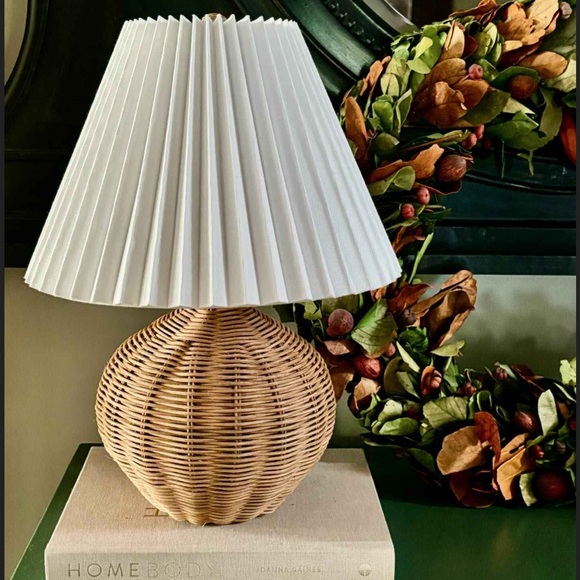 Threshold Designed With Studio McGee Natural Wicker Lamp Brown. New. - Picture 4 of 5